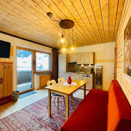 Samnaun Apartment *